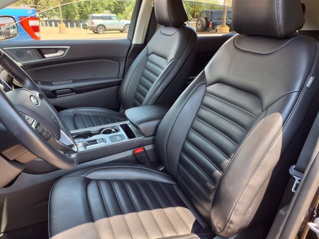 Certified 2024 Ford Edge SEL w/ Convenience Package AWD/4WD image 4