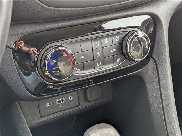 Used 2023 Buick Encore GX Preferred w/ Cold Weather Comfort Package AWD/4WD image 16