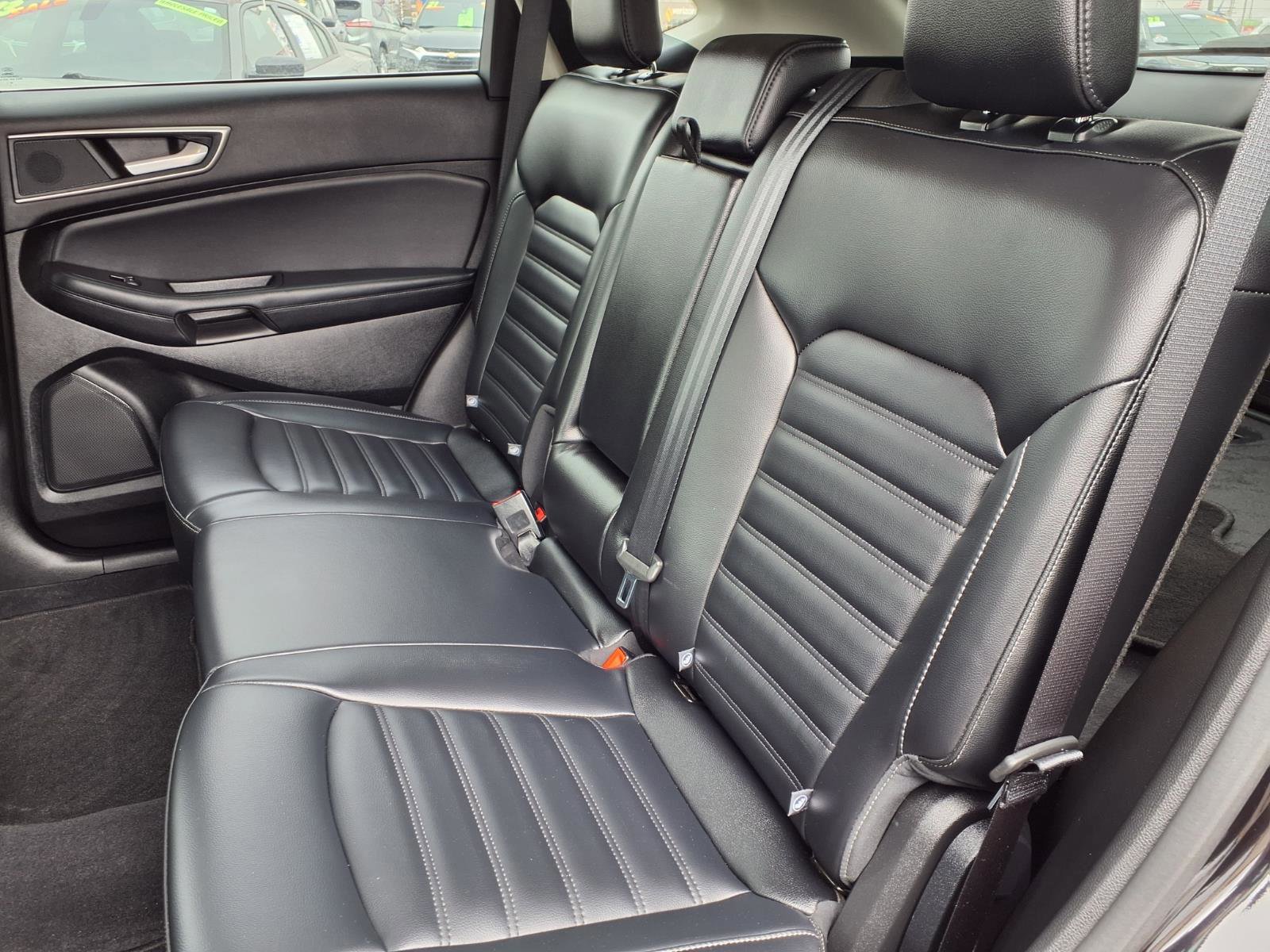 Certified 2024 Ford Edge SEL w/ Convenience Package image 9