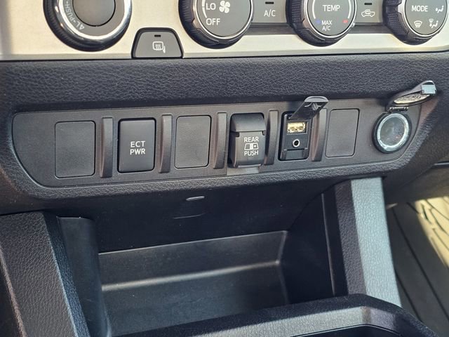 Used 2019 Toyota Tacoma SR5 image 19