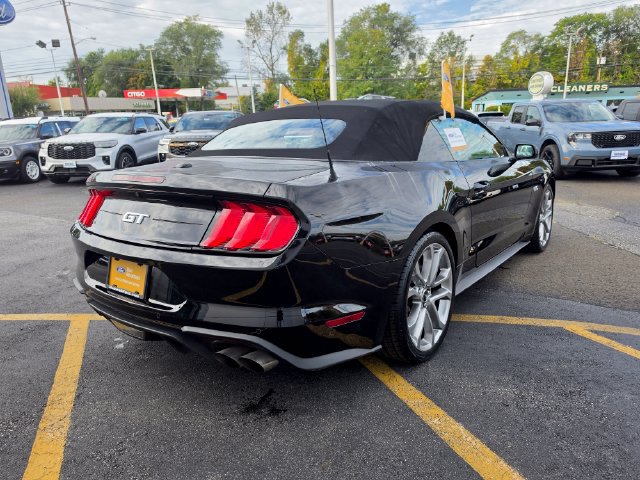 Certified 2022 Ford Mustang GT RWD image 12