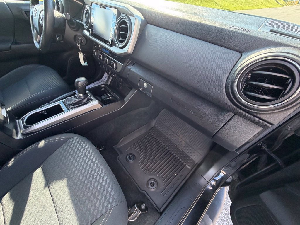 Used 2021 Toyota Tacoma SR5 w/ Trail Edition AWD/4WD image 37