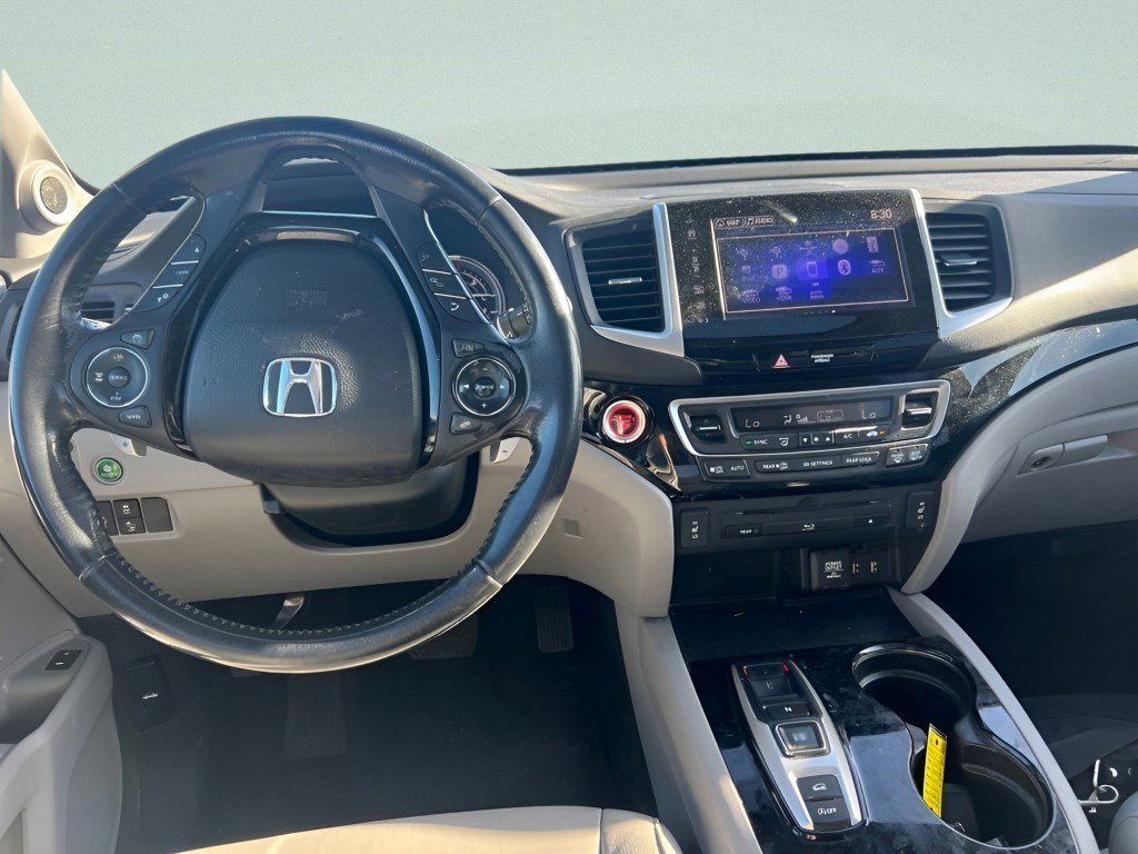 Used 2017 Honda Pilot Touring image 19