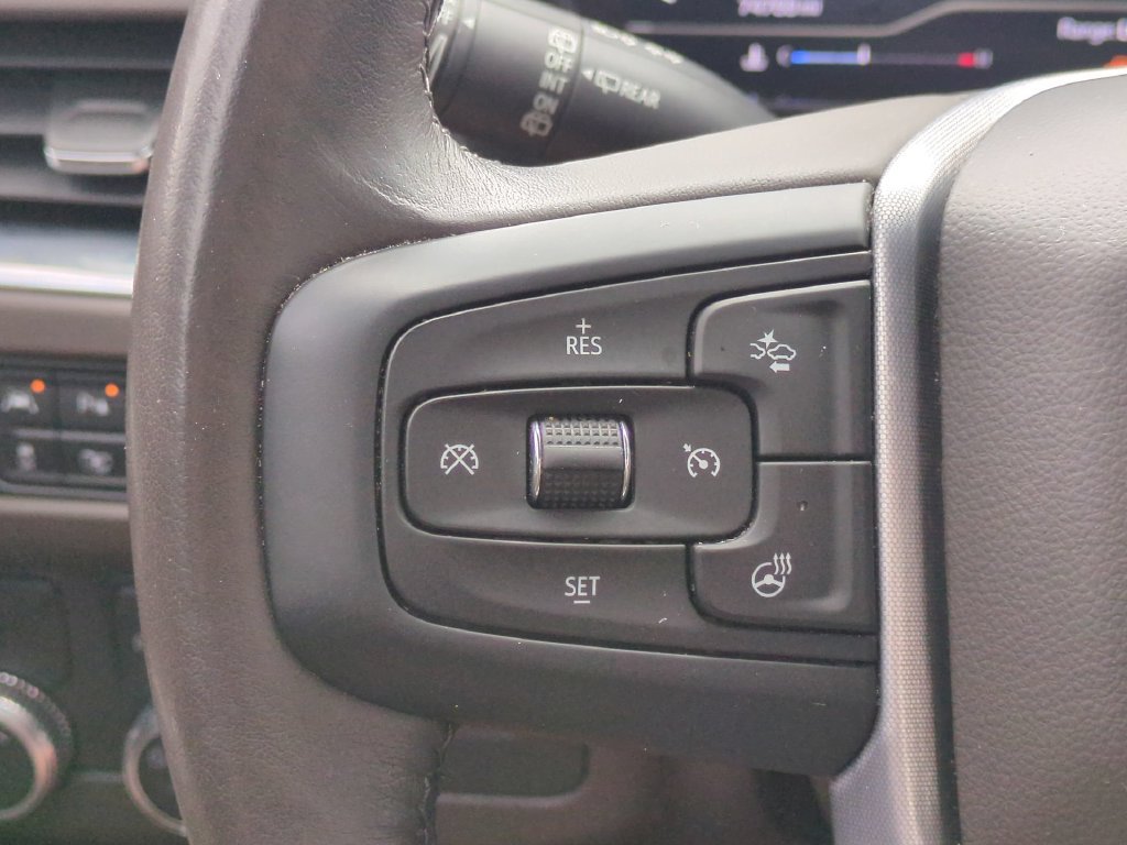 Used 2022 GMC Yukon SLT w/ SLT Luxury Package RWD image 28