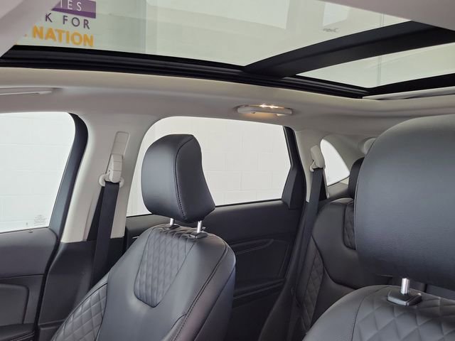 Certified 2024 Ford Edge Titanium w/ Equipment Group 301A AWD/4WD image 10