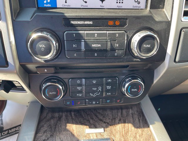Certified 2017 Ford F350 Lariat w/ Lariat Ultimate Package AWD/4WD image 30