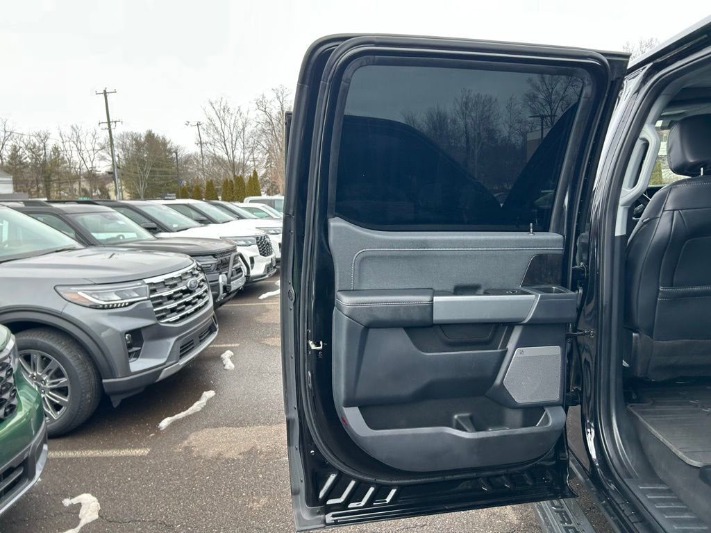 Certified 2023 Ford F250 Lariat w/ Lariat Ultimate Package image 17