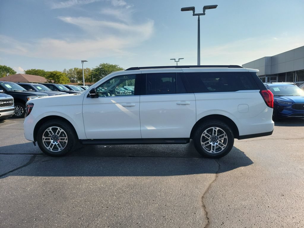 Certified 2025 Ford Expedition Max Active AWD/4WD image 7
