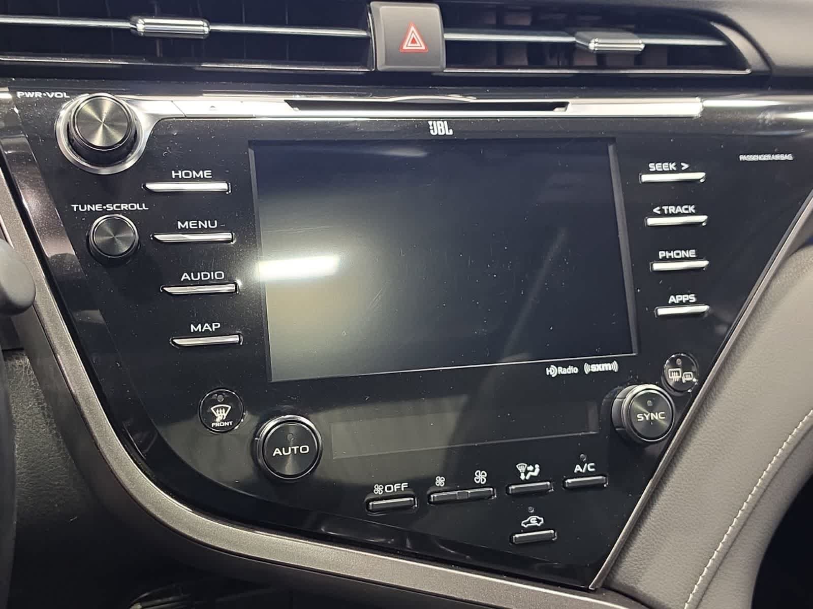 Used 2019 Toyota Camry FWD image 28