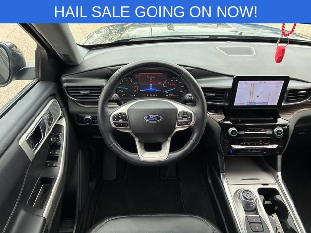 Certified 2023 Ford Explorer Limited w/ Equipment Group 301A AWD/4WD image 12