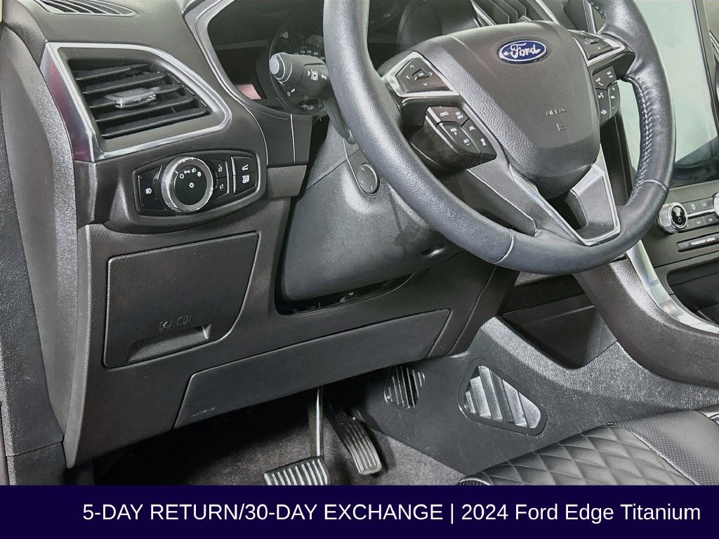 Certified 2024 Ford Edge Titanium w/ Equipment Group 301A AWD/4WD image 12