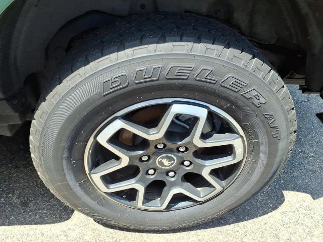 Certified 2025 Ford Bronco Outer Banks AWD/4WD image 8