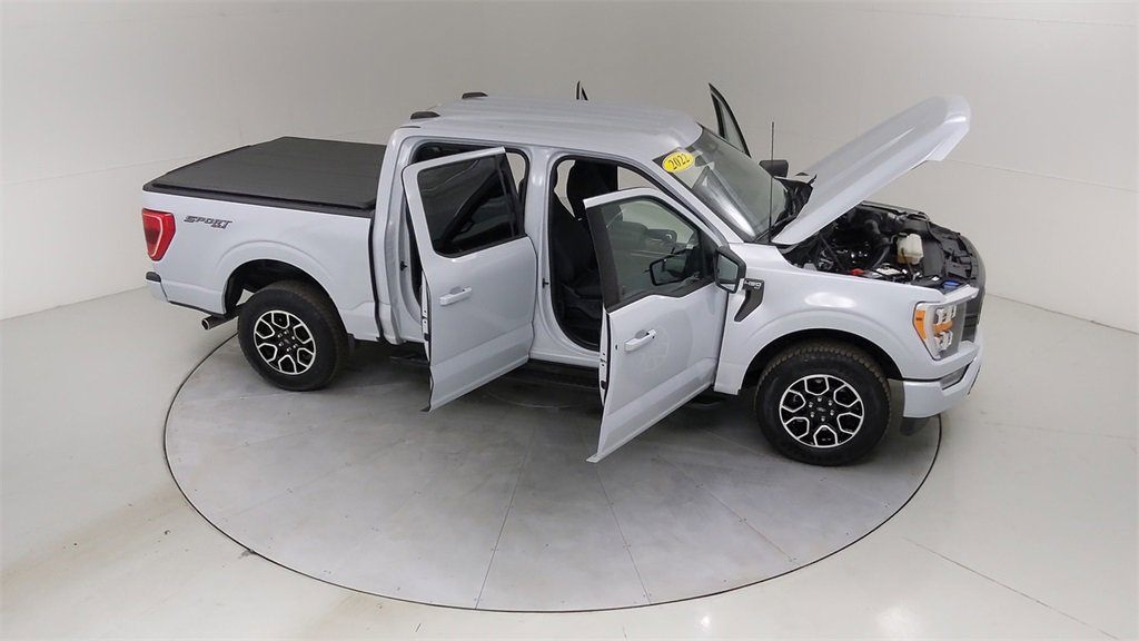 Certified 2022 Ford F150 XLT w/ Equipment Group 302A High image 48
