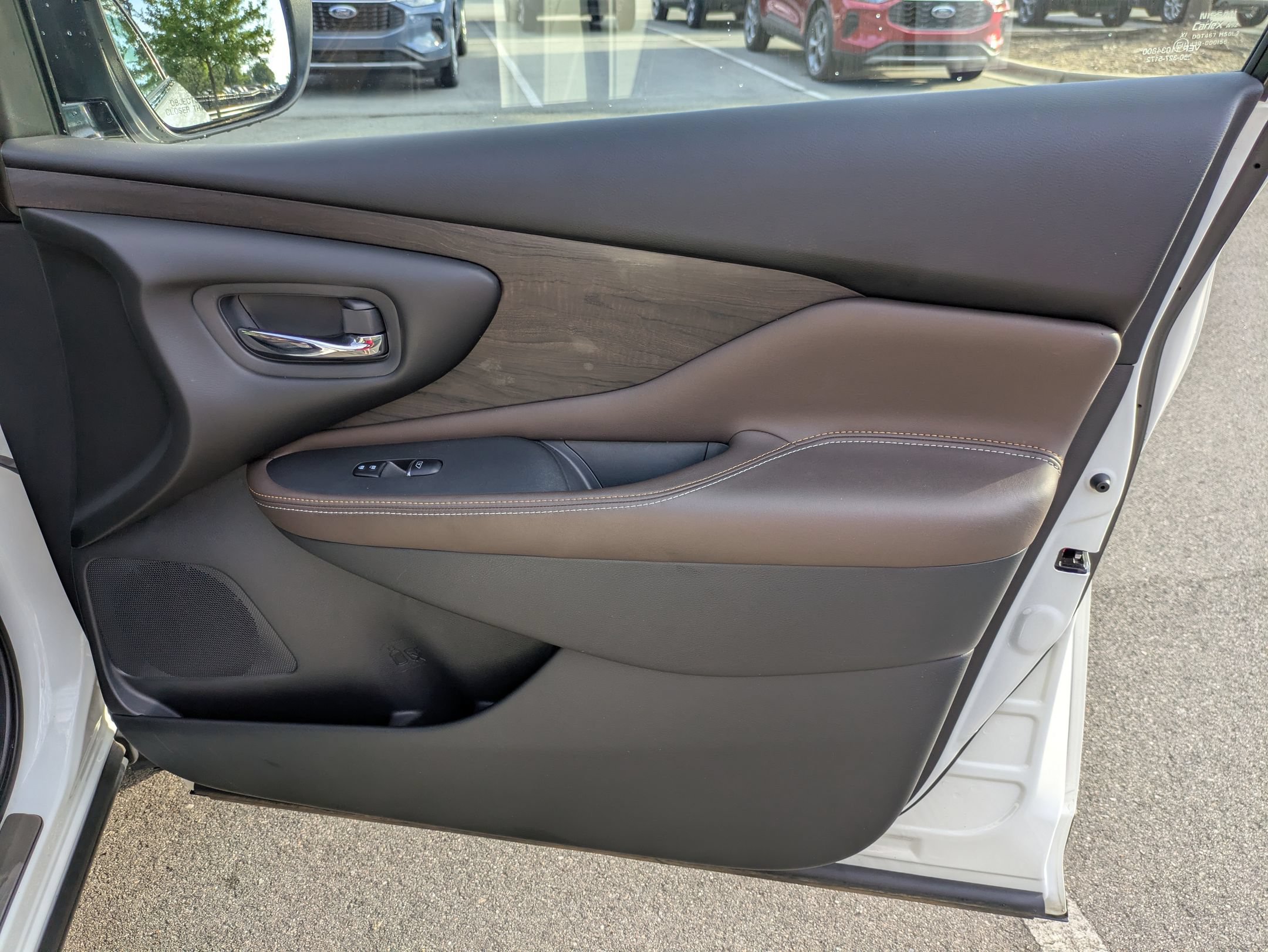 Used 2023 Nissan Murano Platinum w/ Cargo Package FWD image 40