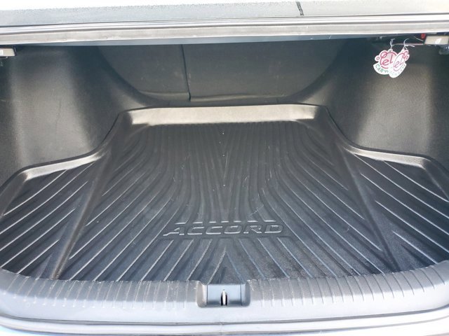 Used 2023 Honda Accord EX-L image 8