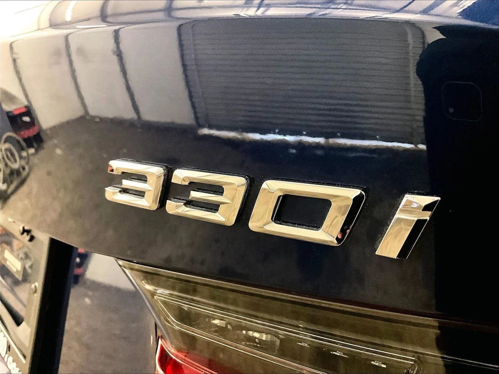 Used 2019 BMW 330i xDrive Sedan w/ Driving Assistance Package image 13