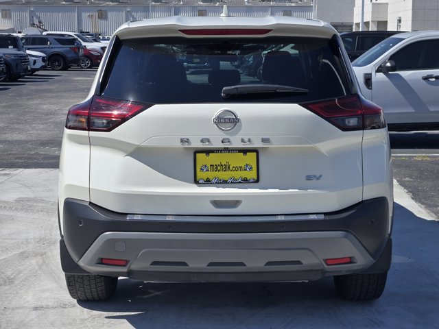 Used 2023 Nissan Rogue SV image 6