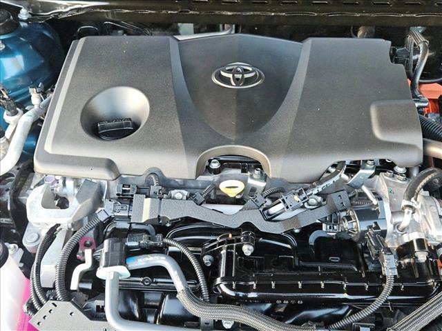 Used 2025 Toyota Camry SE w/ Convenience Package FWD image 21