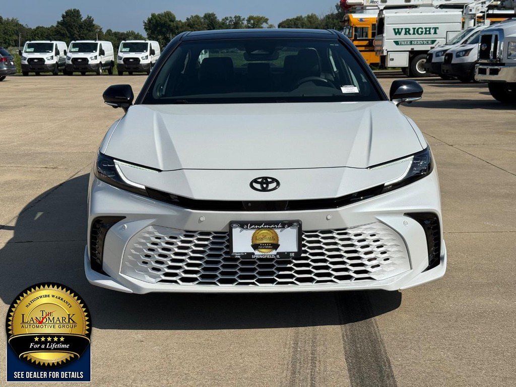 Used 2025 Toyota Camry XSE w/ Premium Plus Package FWD image 2