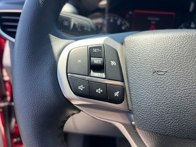 Certified 2023 Ford Explorer XLT w/ Equipment Group 202A AWD/4WD image 9