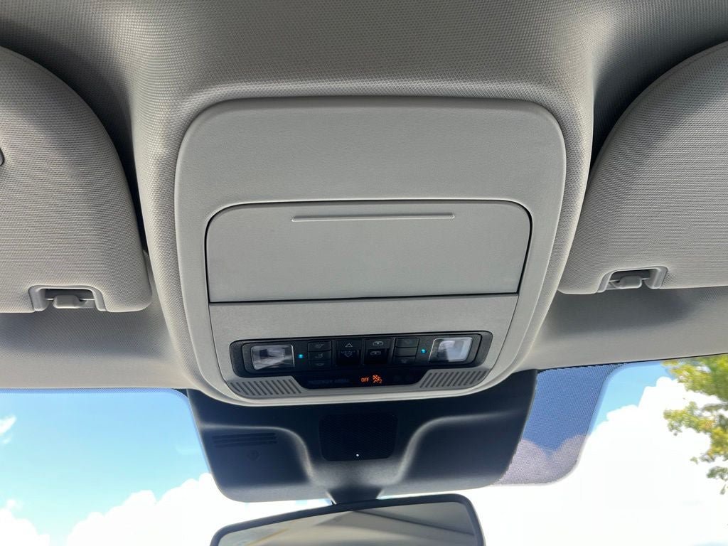 Certified 2025 Ford Expedition Active AWD/4WD image 34