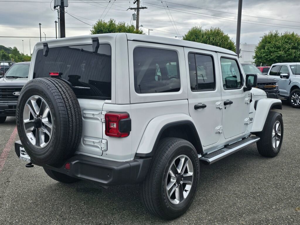 Used 2023 Jeep Wrangler Unlimited Sahara w/ LED Lighting Group AWD/4WD image 5