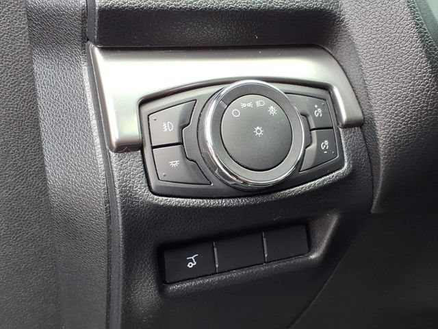 Certified 2018 Ford Explorer XLT w/ Equipment Group 202A AWD/4WD image 20