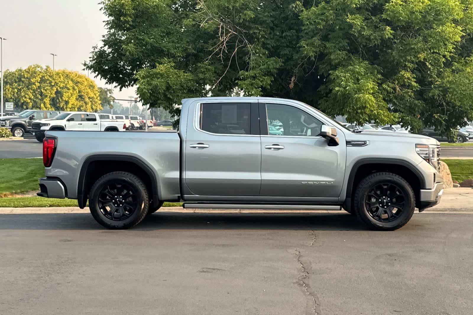 Used 2026 GMC Sierra 1500 Denali Ultimate AWD/4WD image 8