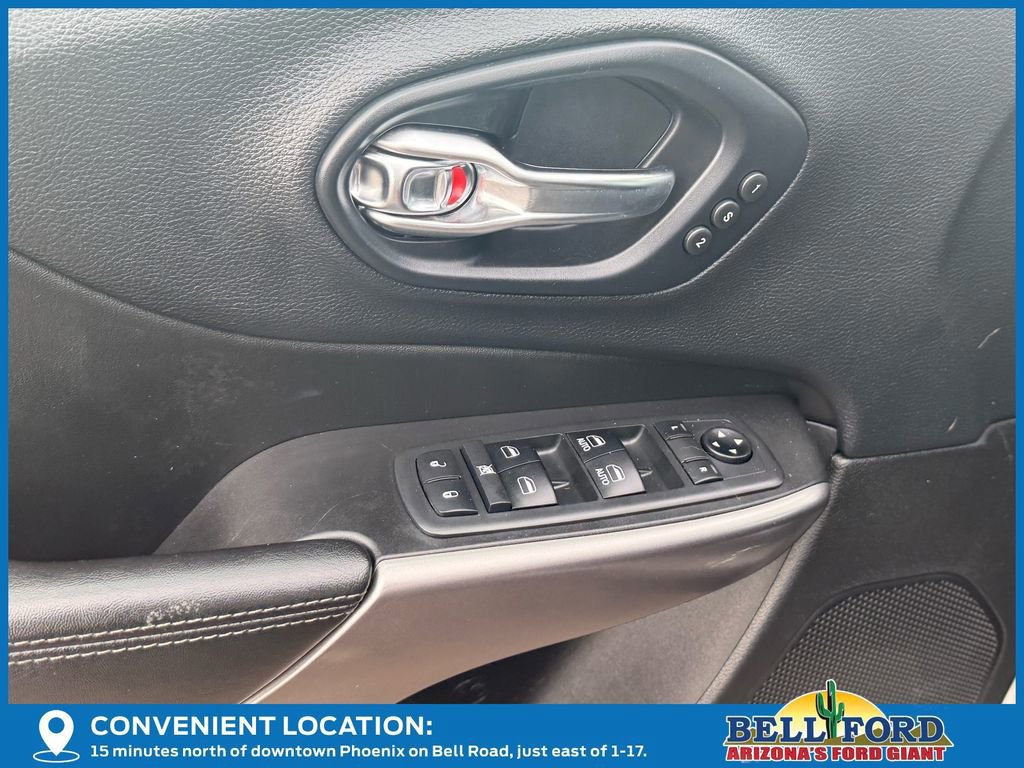 Used 2019 Jeep Cherokee Limited image 20