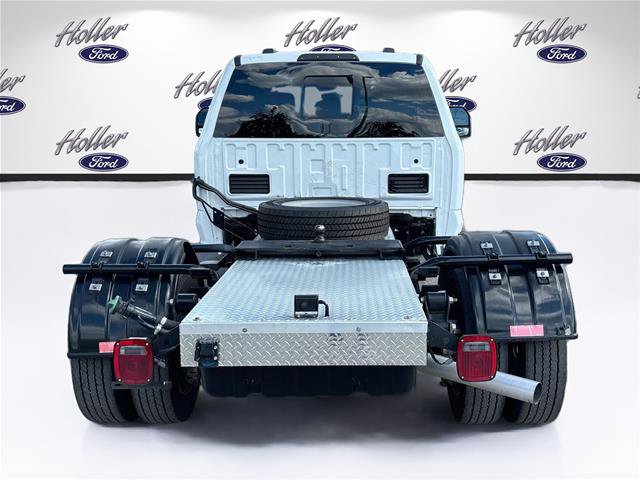 Certified 2025 Ford F550 4x4 Crew Cab Super Duty w/ XL Chrome Package image 23