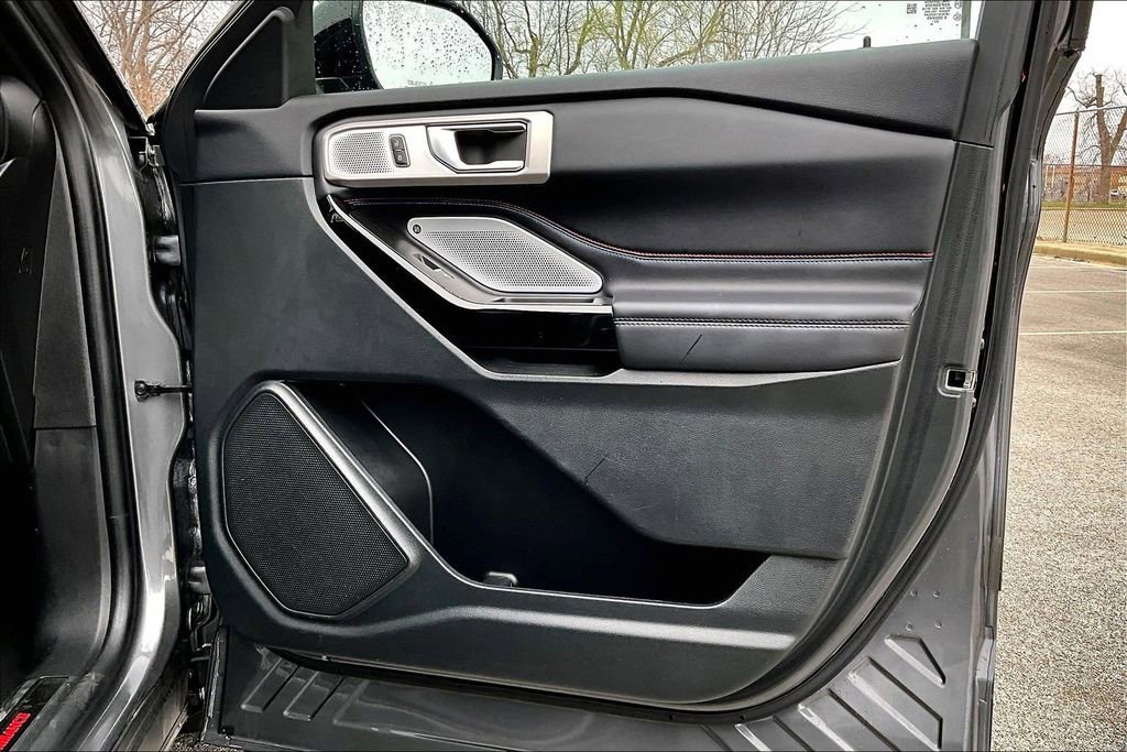 Certified 2024 Ford Explorer ST w/ Equipment Group 401A image 23