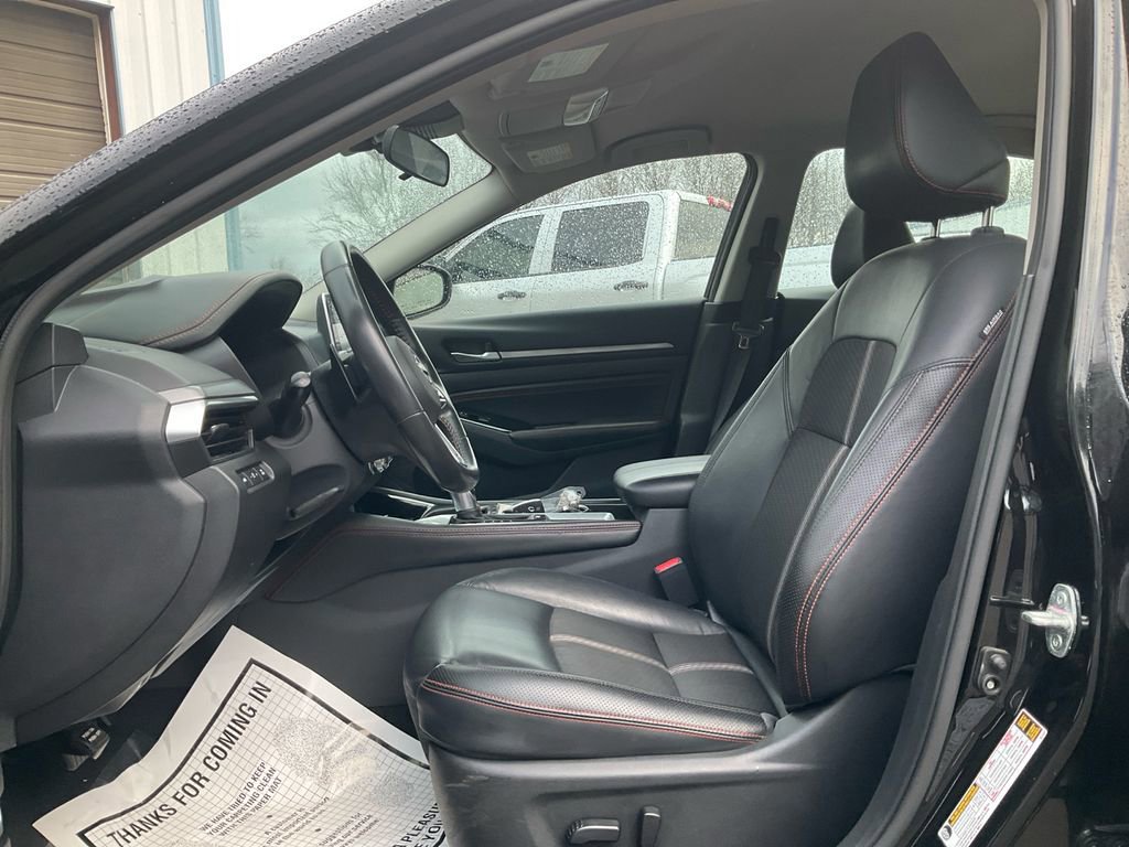 Used 2023 Nissan Altima 2.5 SR image 16