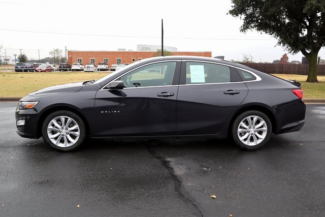 Used 2023 Chevrolet Malibu LT image 2