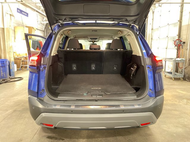 Used 2022 Nissan Rogue SV AWD/4WD image 34