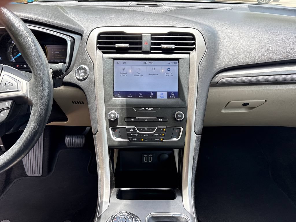 Certified 2020 Ford Fusion SE FWD image 22