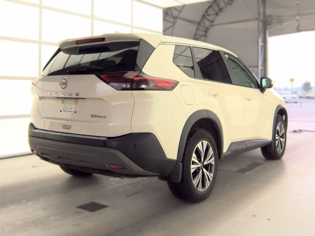 Used 2023 Nissan Rogue SV AWD/4WD image 3
