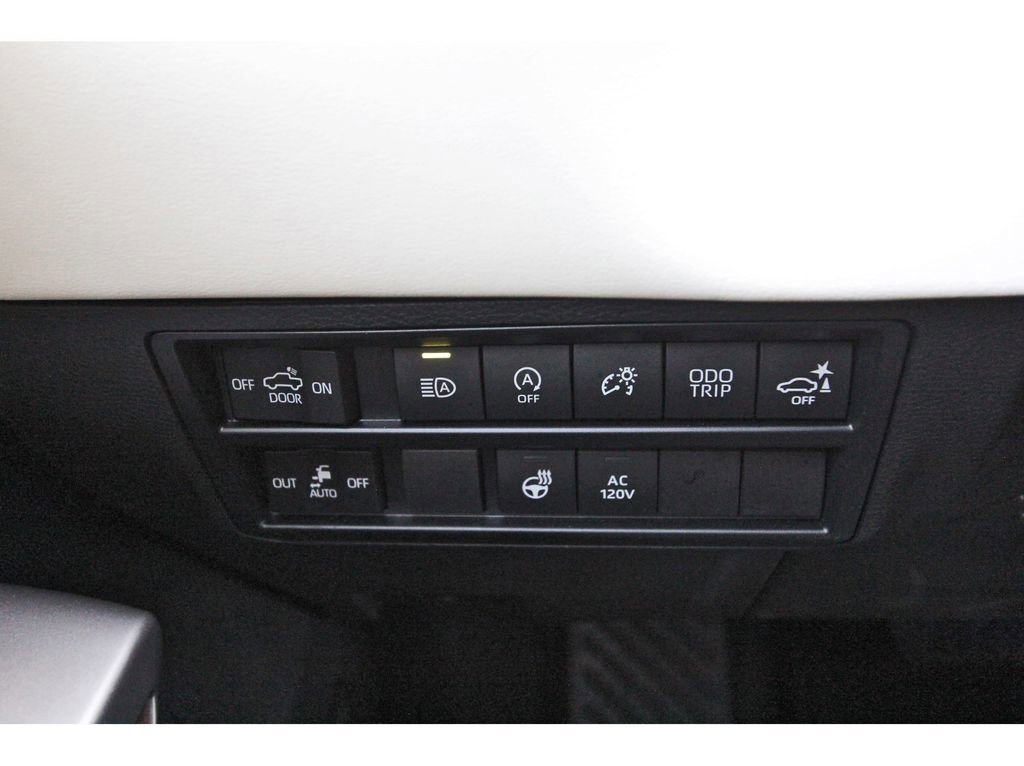 Used 2023 Toyota Tundra 1794 Edition image 20