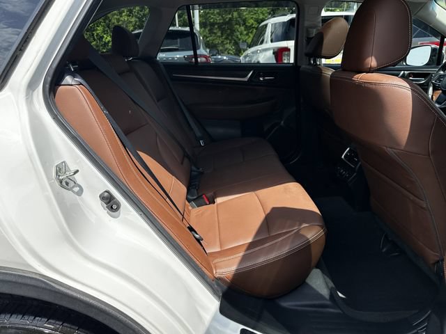 Used 2019 Subaru Outback 3.6R Touring AWD/4WD image 37
