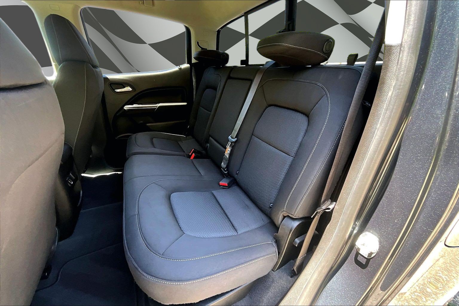 Used 2019 Chevrolet Colorado LT w/ LT Convenience Package RWD image 26