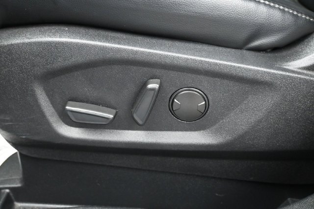 Certified 2024 Ford Edge SEL AWD/4WD image 12