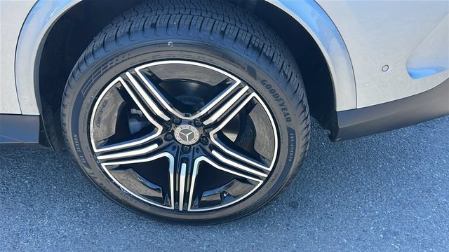 Used 2024 Mercedes-Benz GLC 300 4MATIC image 6