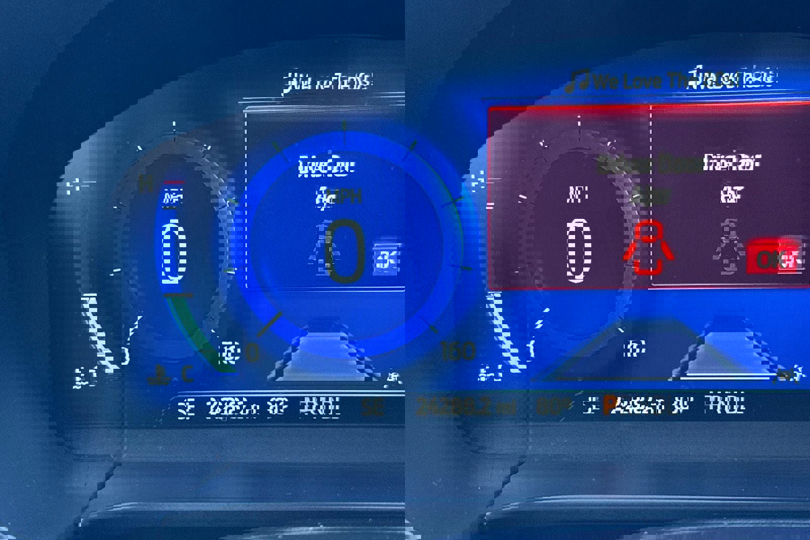 Certified 2022 Ford Escape Titanium w/ Class II Trailer Tow Package image 29