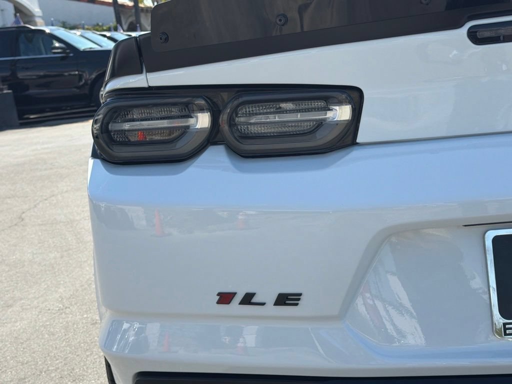 Used 2022 Chevrolet Camaro SS RWD image 16
