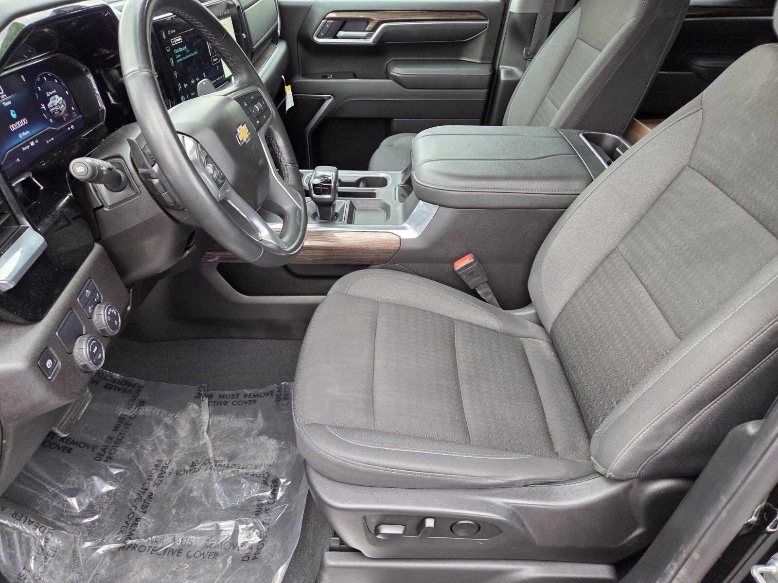 Used 2025 Chevrolet Silverado 1500 LT w/ Max Trailering Package image 10