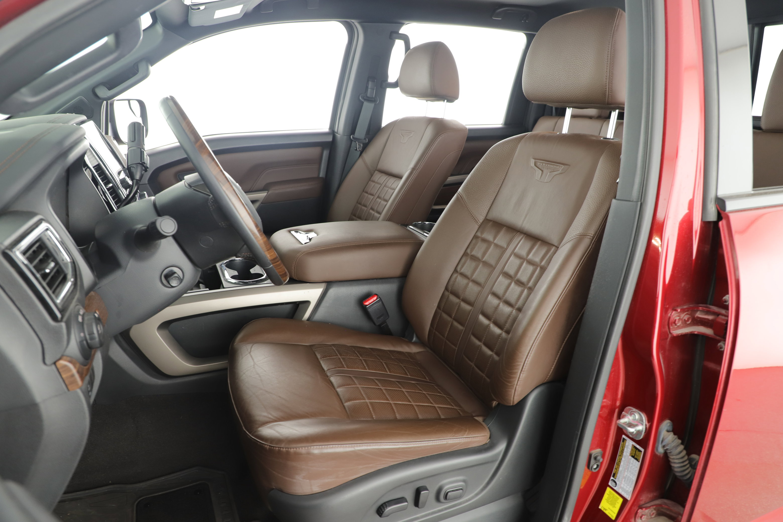 Used 2021 Nissan Titan Platinum Reserve w/ Off Road Protection Package image 5