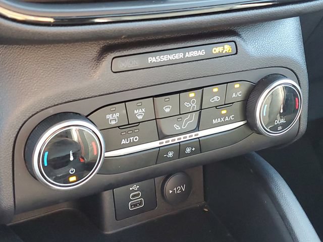 Certified 2025 Ford Escape ST-Line AWD/4WD image 16