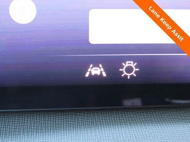Used 2025 Buick Enclave Sport Touring AWD/4WD image 19