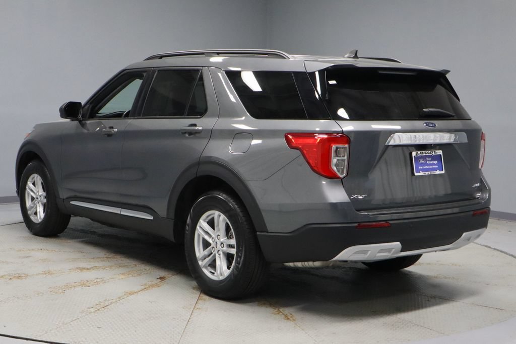 Certified 2024 Ford Explorer XLT w/ Equipment Group 202A AWD/4WD image 9