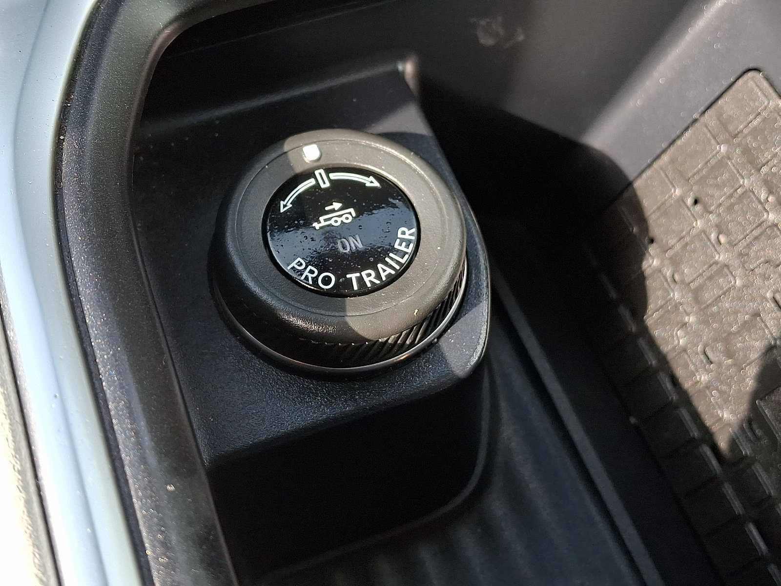 Certified 2025 Ford Expedition Platinum w/ Driver's Package AWD/4WD image 25