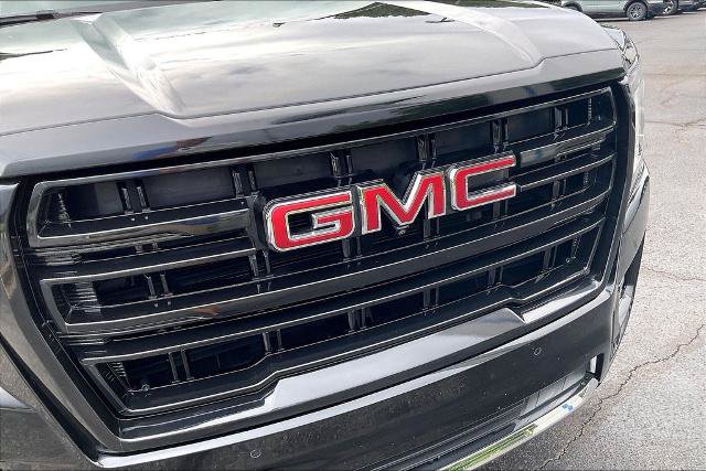 Used 2023 GMC Yukon SLT w/ SLT Premium Package AWD/4WD image 31